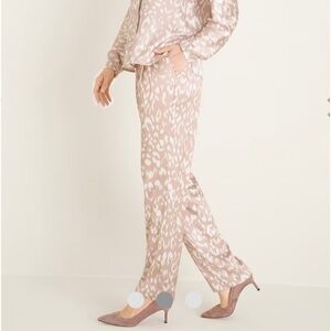 Chico’s Black Label Satin Pants Size Small NWT